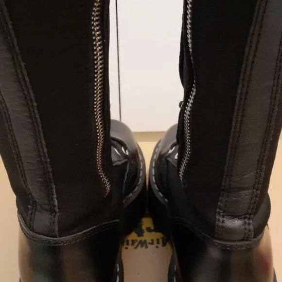 Dr. Martens Aggy Tall size 6 - Picture 10 of 10